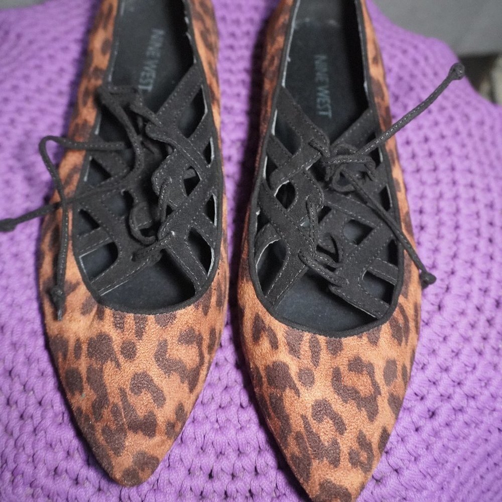 Nine West Women's Brown Black Merloto Lace Up Pointed Leopard Flats Size 71/2M